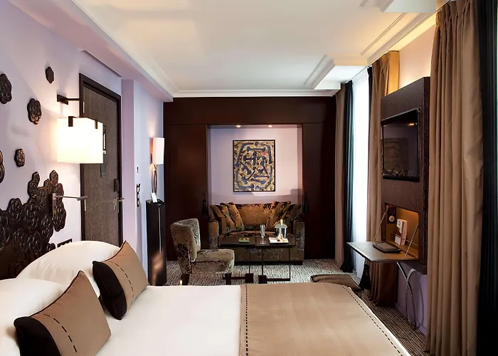 Отель Les Jardins De La 4*