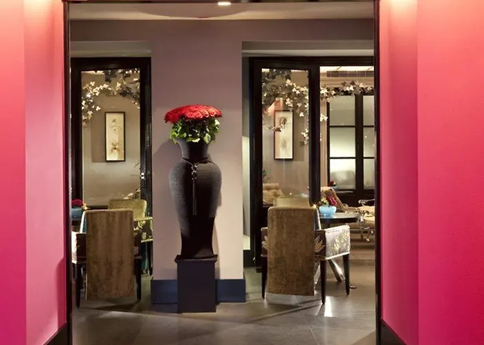 מלון Les Jardins De La 4*