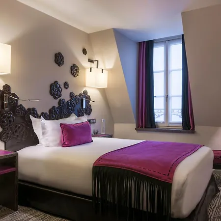 Otel Les Jardins De La