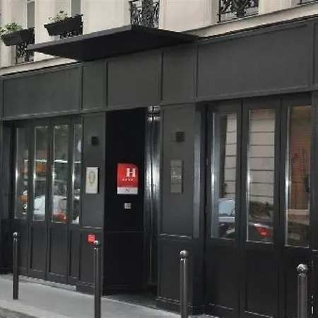 Otel Les Jardins De La